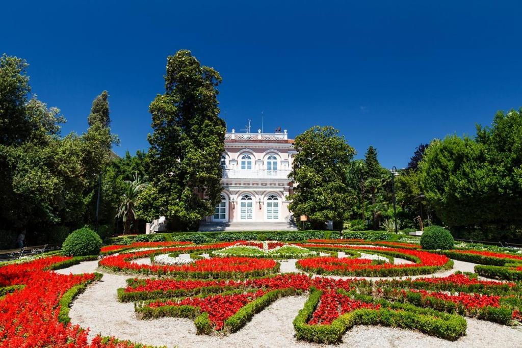Villa Mediteran Opatija **** 외부 사진