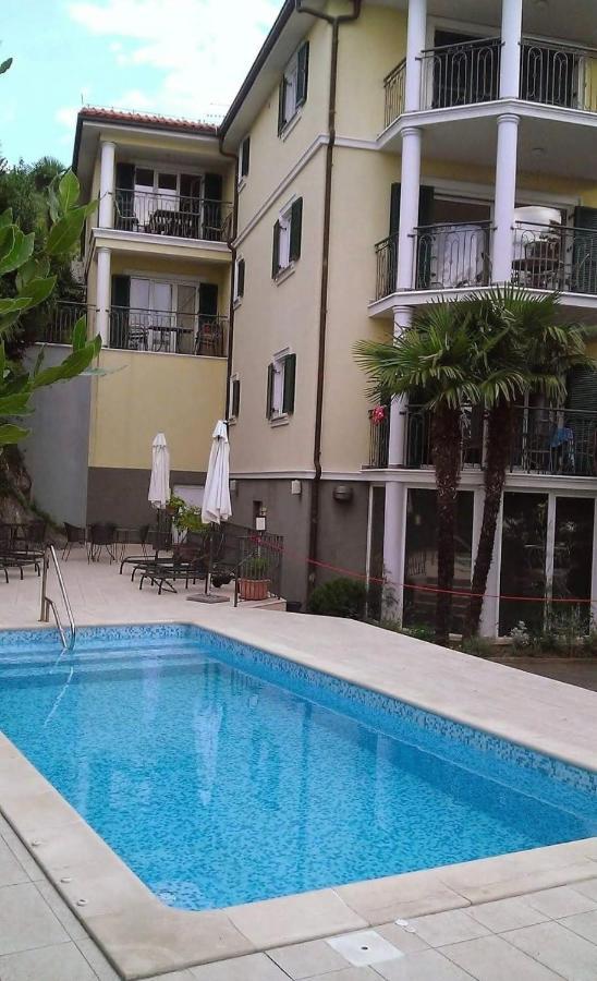 Villa Mediteran Opatija **** 외부 사진